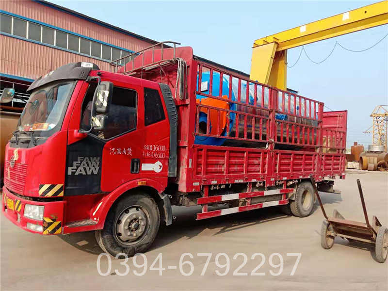 八吨全自动燃油热水锅炉(图3)