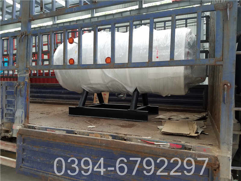 两吨燃油燃气热水锅炉(图1)