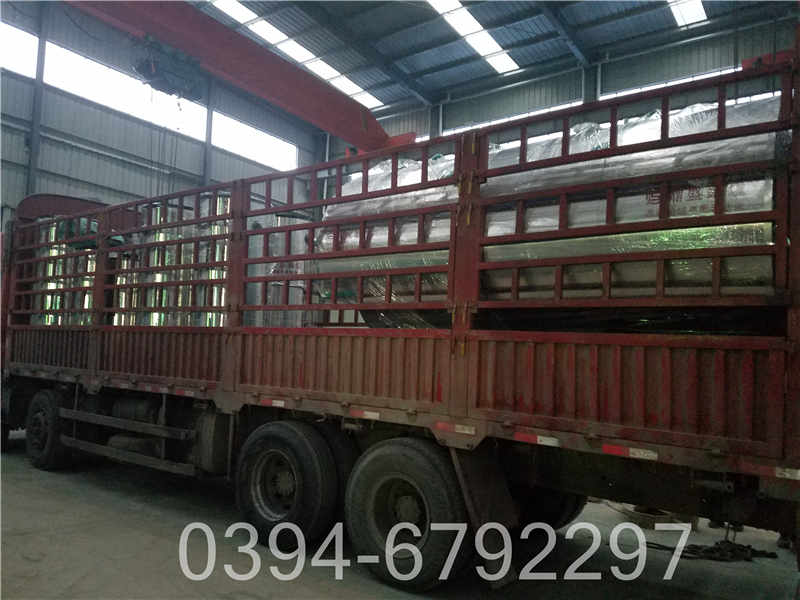 8吨燃油热水锅炉(图1)